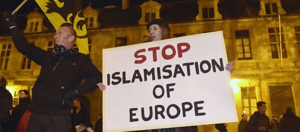 Protesto contra islamisação da Europa na Alemanha - Sputnik Brasil