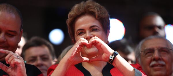Presidenta Dilma Rousseff participa de evento do Dia do Trabalhador, no Vale do Anhangabaú - Sputnik Brasil