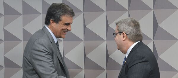 Cardozo x Anastasia na Comissão do Impeachment do Senado - Sputnik Brasil