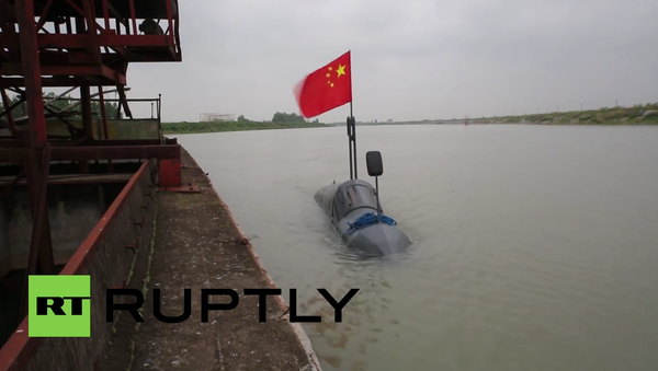 Um granjeiro chinês construiu o seu próprio submarino durante dois meses - Sputnik Brasil
