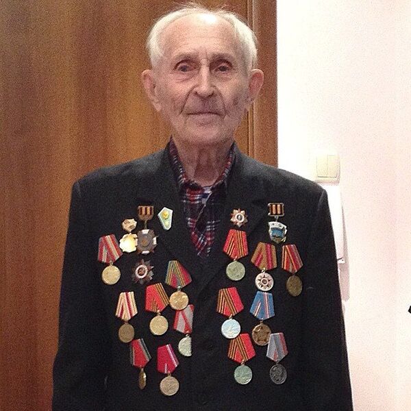 o veterano da Segunda Guerra Mundial Mikhail Lukianov - Sputnik Brasil