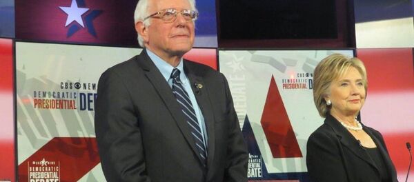 Bernie Sanders e Hillary Clinton - Sputnik Brasil