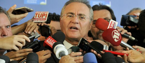 Presidente do Senado Federal senador Renan Calheiros (PMDB-AL) concede entrevista coletiva Presidente do Senado Federal senador Renan Calheiros (PMDB-AL) concede entrevista coletiva - Sputnik Brasil
