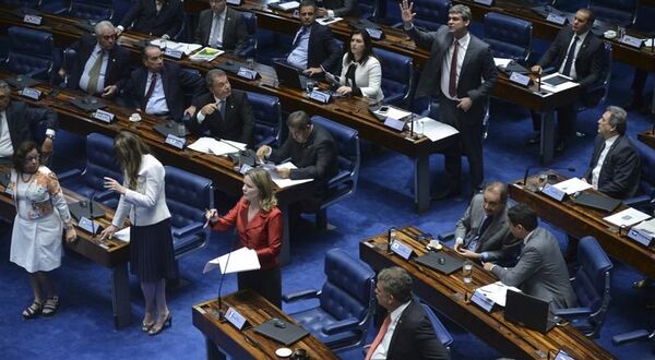 Senado julga processo de impeachment de Dilma Senado julga processo de impeachment de Dilma - Sputnik Brasil