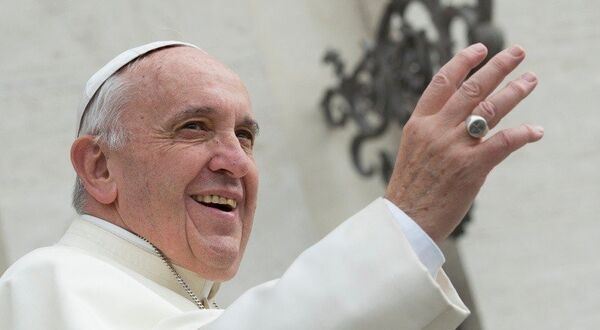 Papa Francisco pede orações pelo Brasil durante audiência no Vaticano - Sputnik Brasil