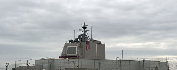 O sistema de defesa antimíssil Aegis Ashor norte-americano na base militar em Deveselu, Romênia (foto de arquivo) - Sputnik Brasil