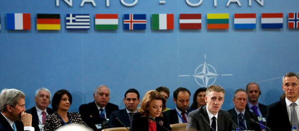 Membros da OTAN durante o encontro em Bruxelas em 2 de dezembro, 2015 - Sputnik Brasil
