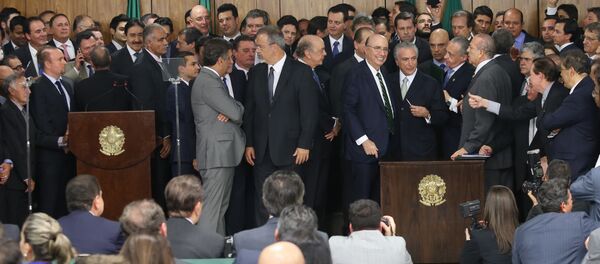 Michel Temer durante cerimônia de posse aos novos ministros de seu governo, no Palácio do Planalto - Sputnik Brasil