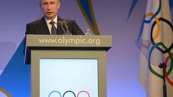 Presidente russo Vladimir Putin durante a recepção do presidente do Comitê Olímpico Internacional Thomas Bach para os líderes dos países-participantes dos Jogos Olímpicos de Inverno 2014 em Sochi, Rússia, 6 de fevereiro de 2014 - Sputnik Brasil
