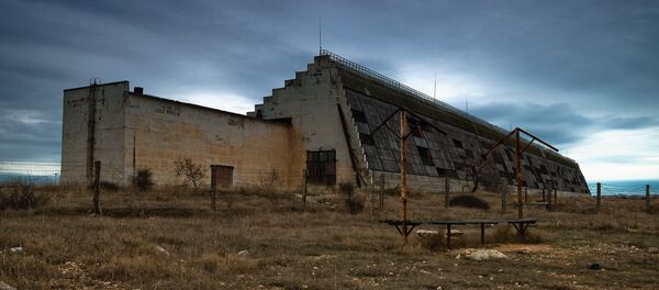 Estação de alerta precoce antimísseis Dnepr, Crimeia - Sputnik Brasil