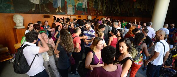 Grupo ocupa prédio do Ministério da Cultura no centro do Rio de Janeiro pelo fim do órgão no país - Sputnik Brasil