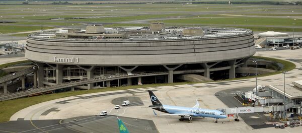 Aeroporto Charles de Gaulle, em Paris - Sputnik Brasil
