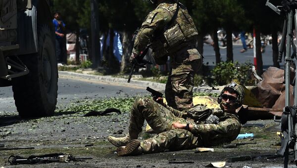 Soldado da OTAN atingido por explosão do carro-bomba no Afeganistão - Sputnik Brasil