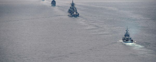 Mais de 20 navios de guerra russos saíram ao mar Báltico para manobras - Sputnik Brasil
