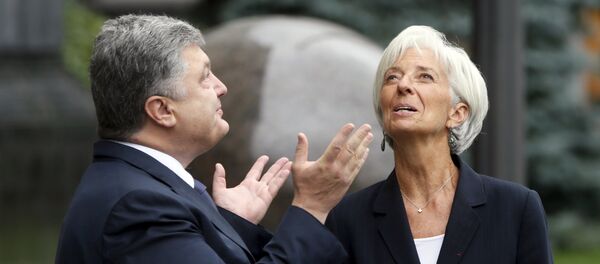 Presidente ucraniano Pyotr Poroshenko e o diretor do FMI, Christine Lagarde em Kiev, em 6 de setembro, 2015 - Sputnik Brasil
