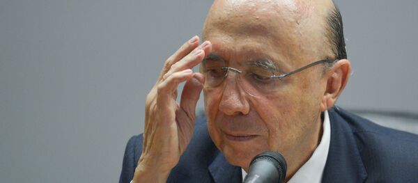 Meirelles diz que governo vai divulgar nesta terça-feira novas medidas, com mais cortes de gastos públicos - Sputnik Brasil