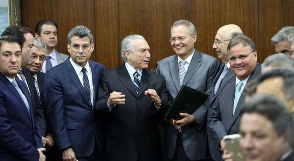 Temer vai ao Congresso Temer vai ao Congresso - Sputnik Brasil