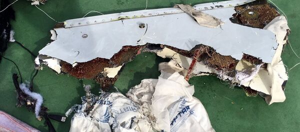 Destroços do avião da EgyptAir desaparecido sobre o mar Mediterrâneo - Sputnik Brasil