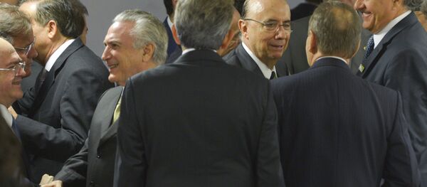 Michel Temer e Politicos na apresentação do novo Pacote Econômico do governo interino - Sputnik Brasil