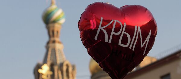 Comemoração do primeiro aniversário de reunificação da Crimeia com a Rússia em São Petersburgo - Sputnik Brasil