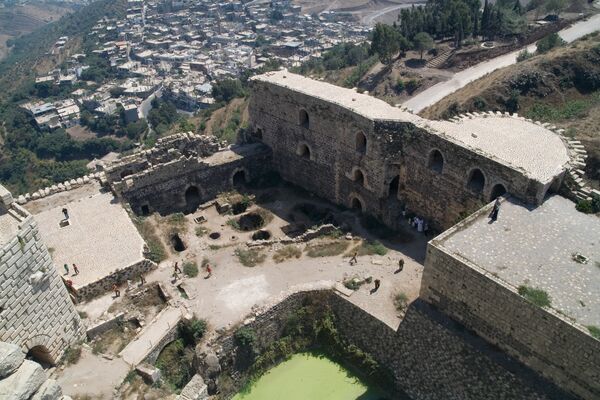 Castelo das Cruzadas está sendo reconstruído na Síria - Sputnik Brasil