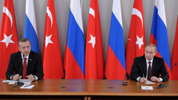 Presidente da Rússia Vladimir Putin e presidente da Turquia Recep Tayyip Erdogan, novembro de 2013 - Sputnik Brasil
