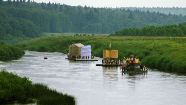 Arcas de Noé exibidas no Festival de arquitetura artística paisagística Arkhstoyanie, região de Kaluga, Rússia (foto de arquivo) - Sputnik Brasil