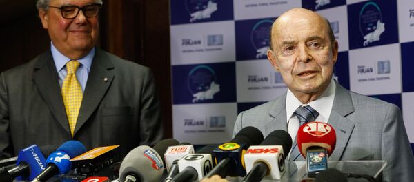 Governador em exercício do Rio, Francisco Dornelles defende pena de morte para crimes de estupro - Sputnik Brasil