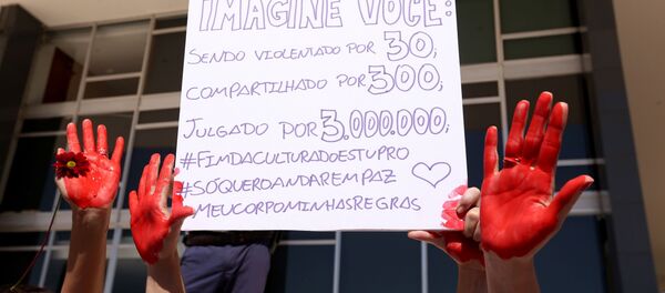 Caminhada das Flores em Brasilia - Sputnik Brasil