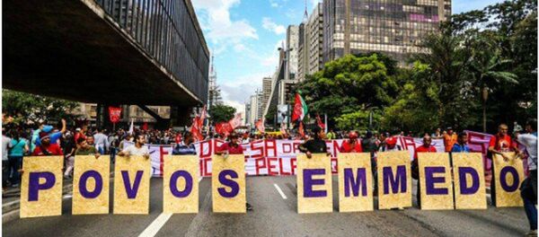 Frente Povo Sem Medo marcha na Paulista - Sputnik Brasil