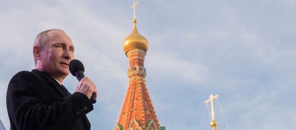 Vladimir Putin, presidente da Rússia, discursa no centro de Moscou - Sputnik Brasil