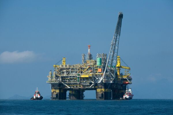 Produção de petróleo do Brasil e outros 5 países puxará aumento mundial em 2020, diz OPEP - Sputnik Brasil