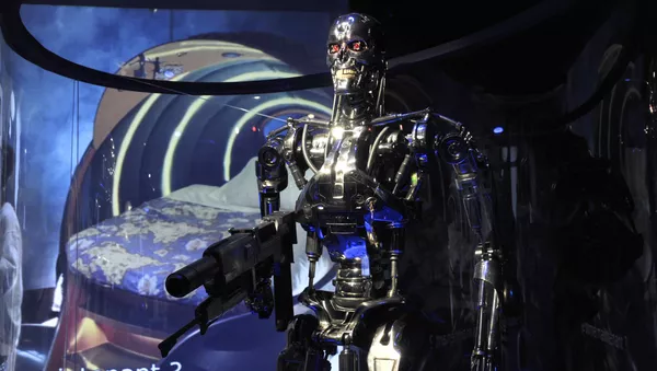 Uma foto, tirada em 29 de outubro de 2012, mostra uma reprodução do robô Exterminador - Sputnik Brasil