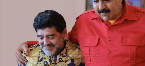 Diego Maradona e Nicolás Maduro - Sputnik Brasil