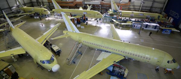 Aviões Sukhoi Superjet 100 na fábrica em Komsomolsk-no-Amur - Sputnik Brasil