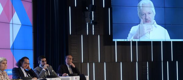 O fundador do WikiLeaks, Julian Assange, participa do Fórum Internacional da Mídia em 7 de junho de 2016 - Sputnik Brasil