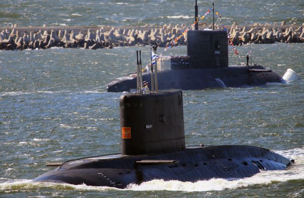 Submarinos russos conduzem duelo subaquático no mar do Japão - Sputnik Brasil
