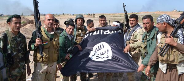 Combatentes curdos Peshmerga Combatentes curdos Peshmerga - Sputnik Brasil