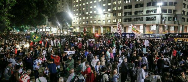 Concentração de manifestantes na Candelária, no Rio de Janeiro - Sputnik Brasil