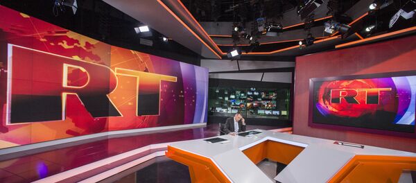 Ньюсрум телеканала Russia Today - Sputnik Brasil