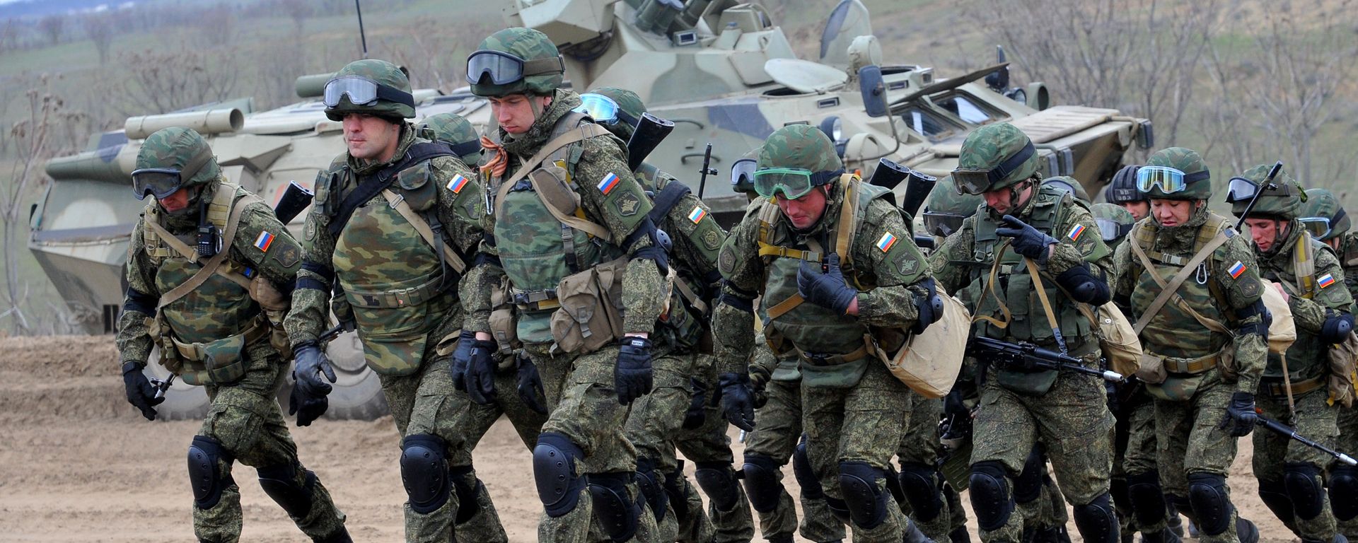 Exercícios do Exército da Rússia no sul do país - Sputnik Brasil, 1920, 17.01.2024