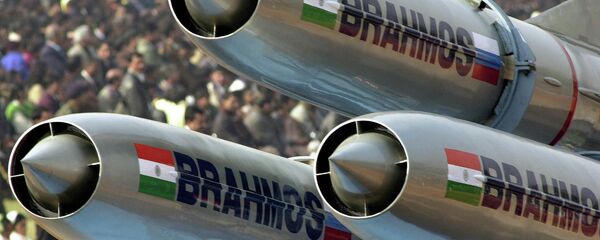 Mísseis supersônicos BrahMos - Sputnik Brasil