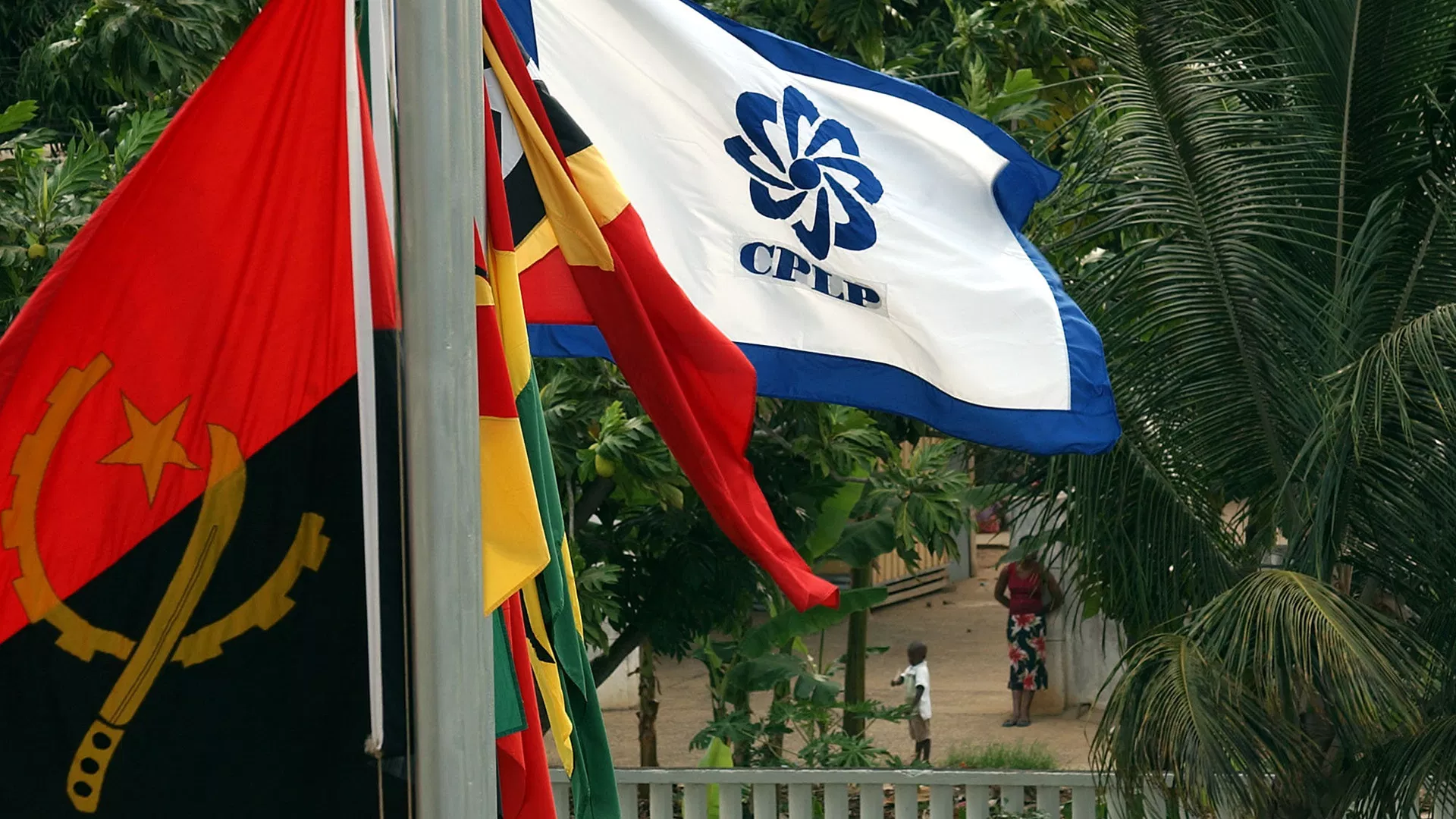 Bandeira da Comunidade dos Países de Língua Portuguesa (CPLP) Bandeira da Comunidade dos Países de Língua Portuguesa (CPLP) - Sputnik Brasil, 1920, 25.09.2026