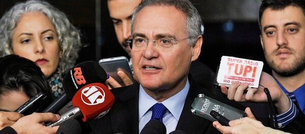Renan Calheiros diz que PEC do limite aos gastos públicos deveria ficar para depois do impeachment. Renan Calheiros diz que PEC do limite aos gastos públicos deveria ficar para depois do impeachment. - Sputnik Brasil