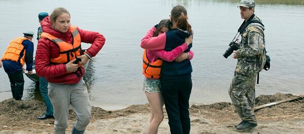 Grupo de turistas na Carélia - Sputnik Brasil