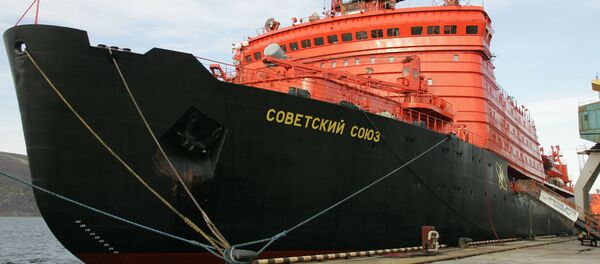 Атомный ледокол Советский Союз в порту Мурманска - Sputnik Brasil