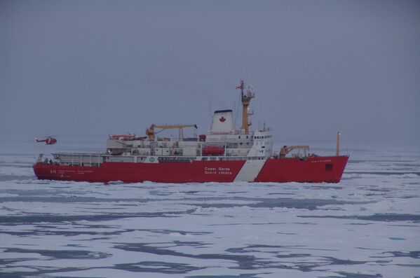 Quebra-gelo canadense CCGS Louis S. St-Laurent” - Sputnik Brasil