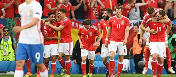 Rússia e País de Gales pela última rodada do grupo B da Euro 2016 - Sputnik Brasil