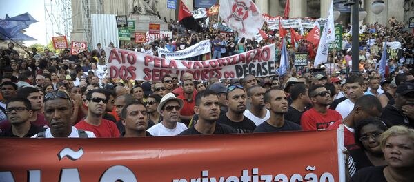 Servidores 2 - Sputnik Brasil