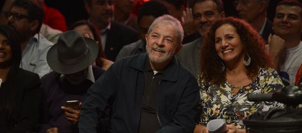 Ao lado de Lula, Jandira Feghali lança pré-candidatura à Prefeitura do Rio - Sputnik Brasil